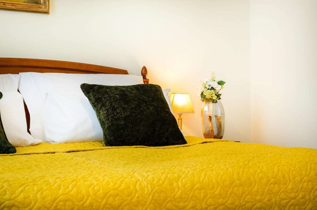 Boutique Seven Days Hotel