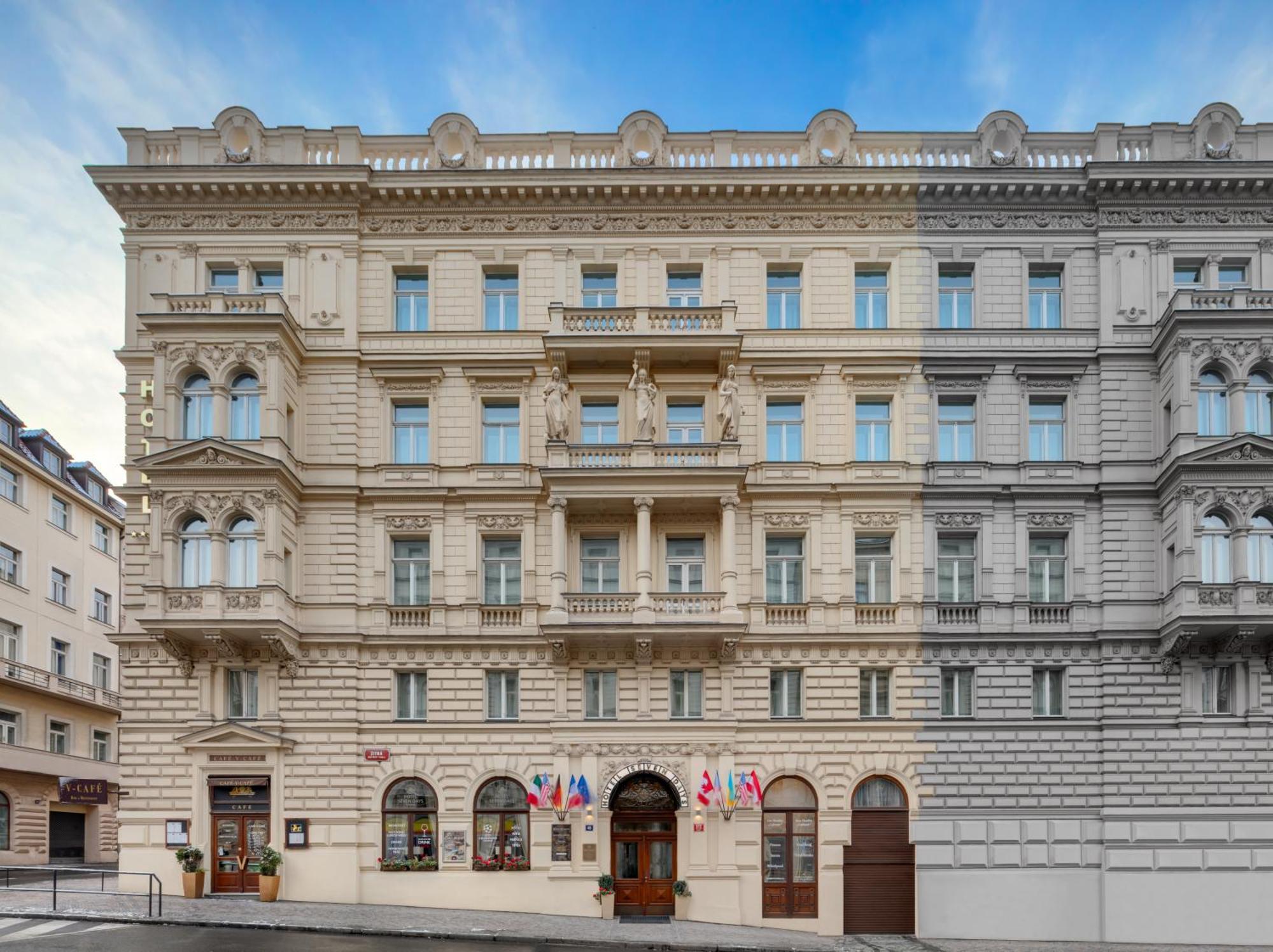 Hotel Boutique Seven Days 4*