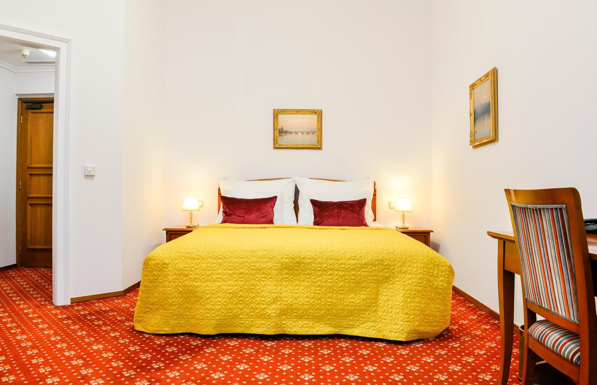 Boutique Seven Days 4* Praag