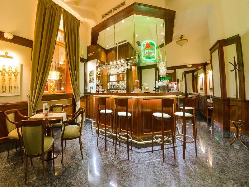 Отель Boutique Seven Days 4*