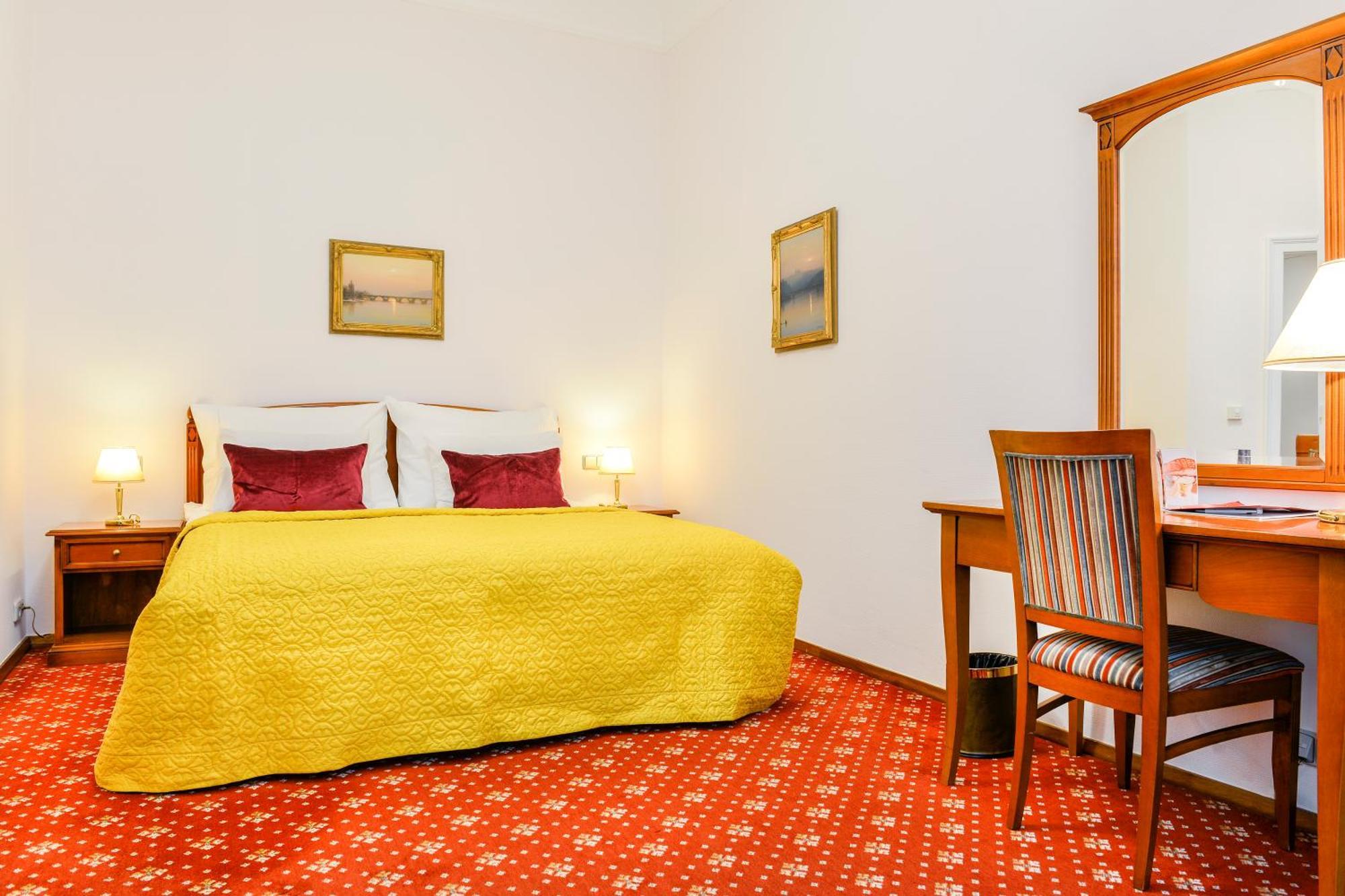 Hotel Boutique Seven Days 4*